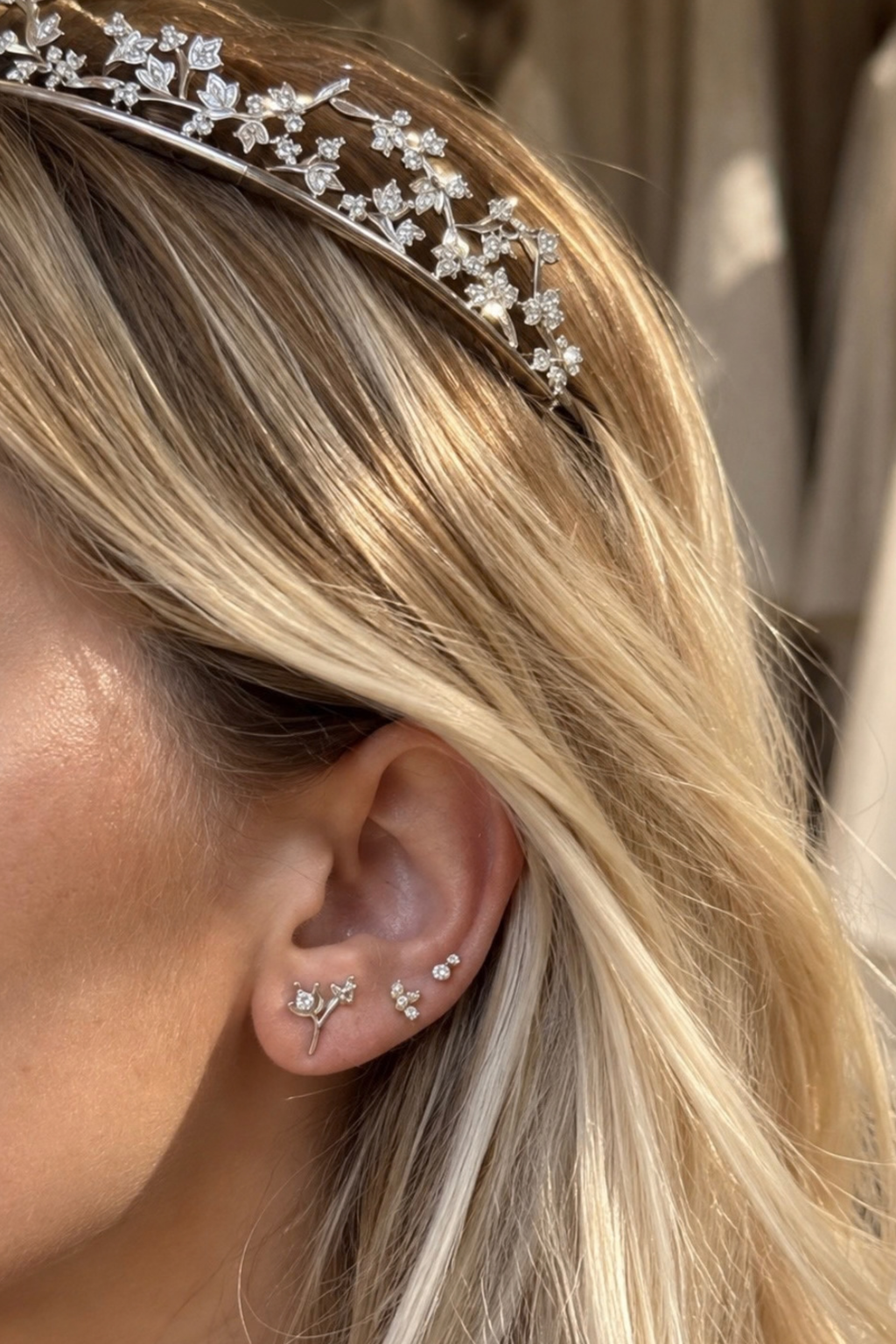 Flowers White Gold and Diamond Earrings