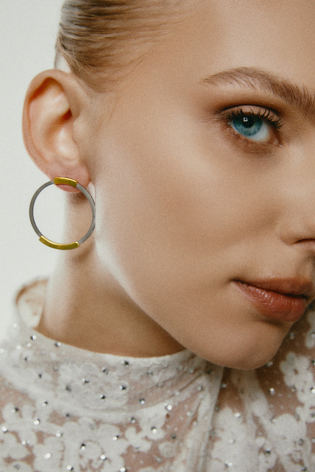 Wave Earrings with Yellow Gold and Diamonds
