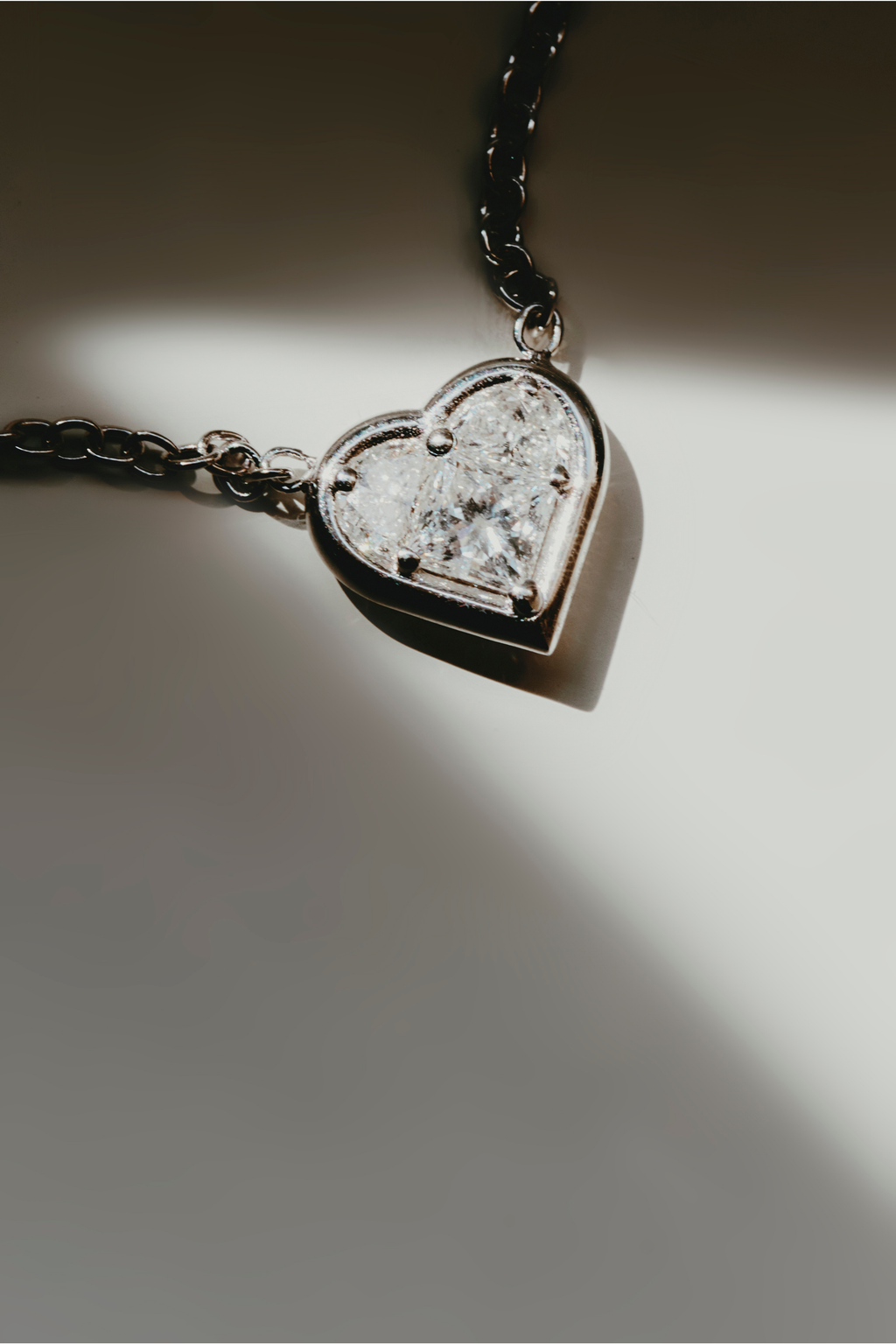 Collana Cuore Magic in Oro Bianco e Diamanti