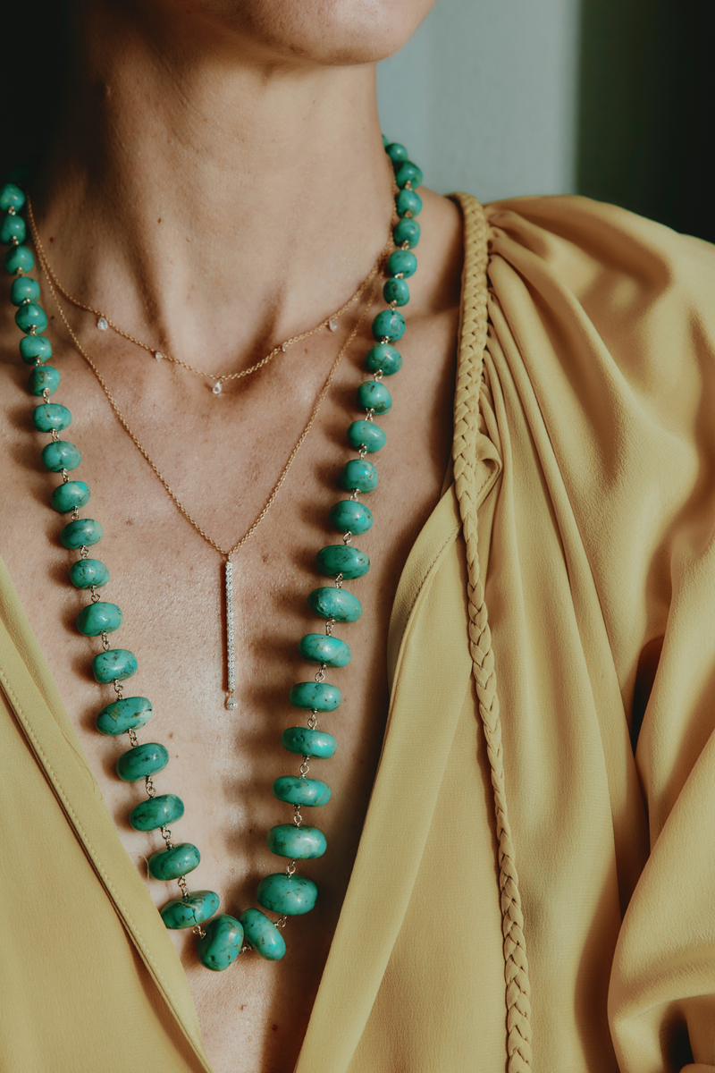 Collana di turchese verde dell'Amazzonia e Oro Giallo