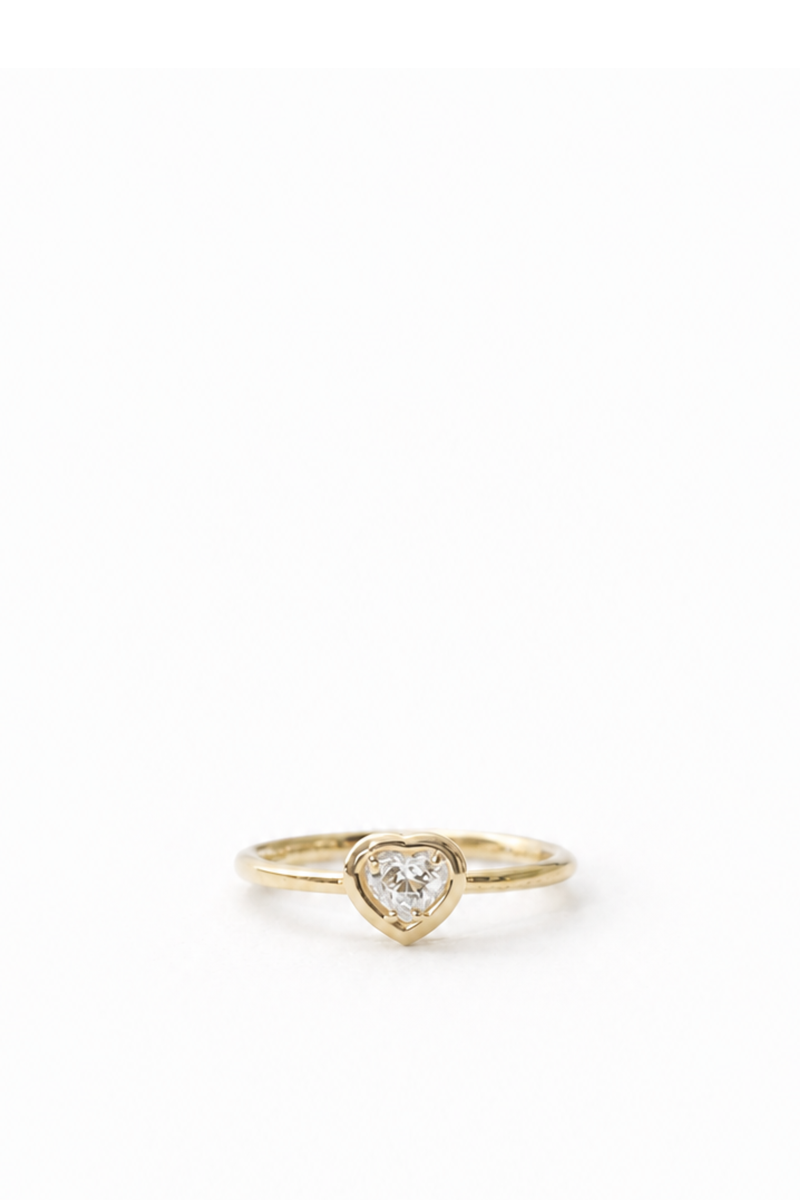Magic Heart Ring in Yellow Gold