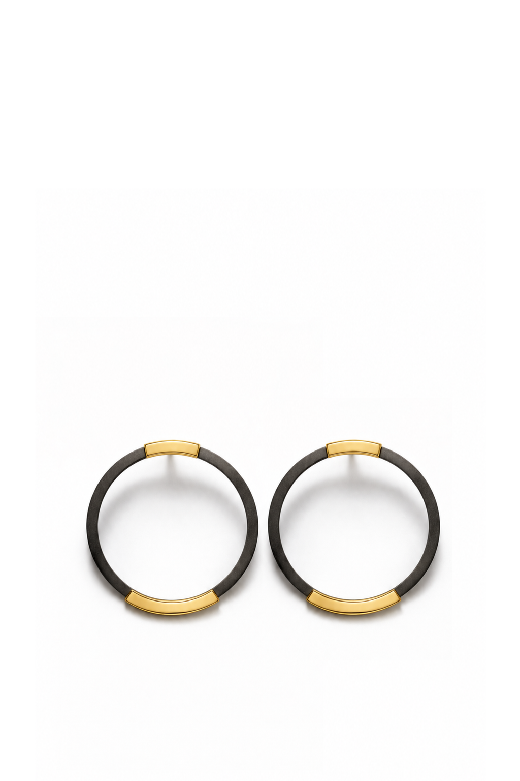 Wave Earrings with Yellow Gold and Diamonds