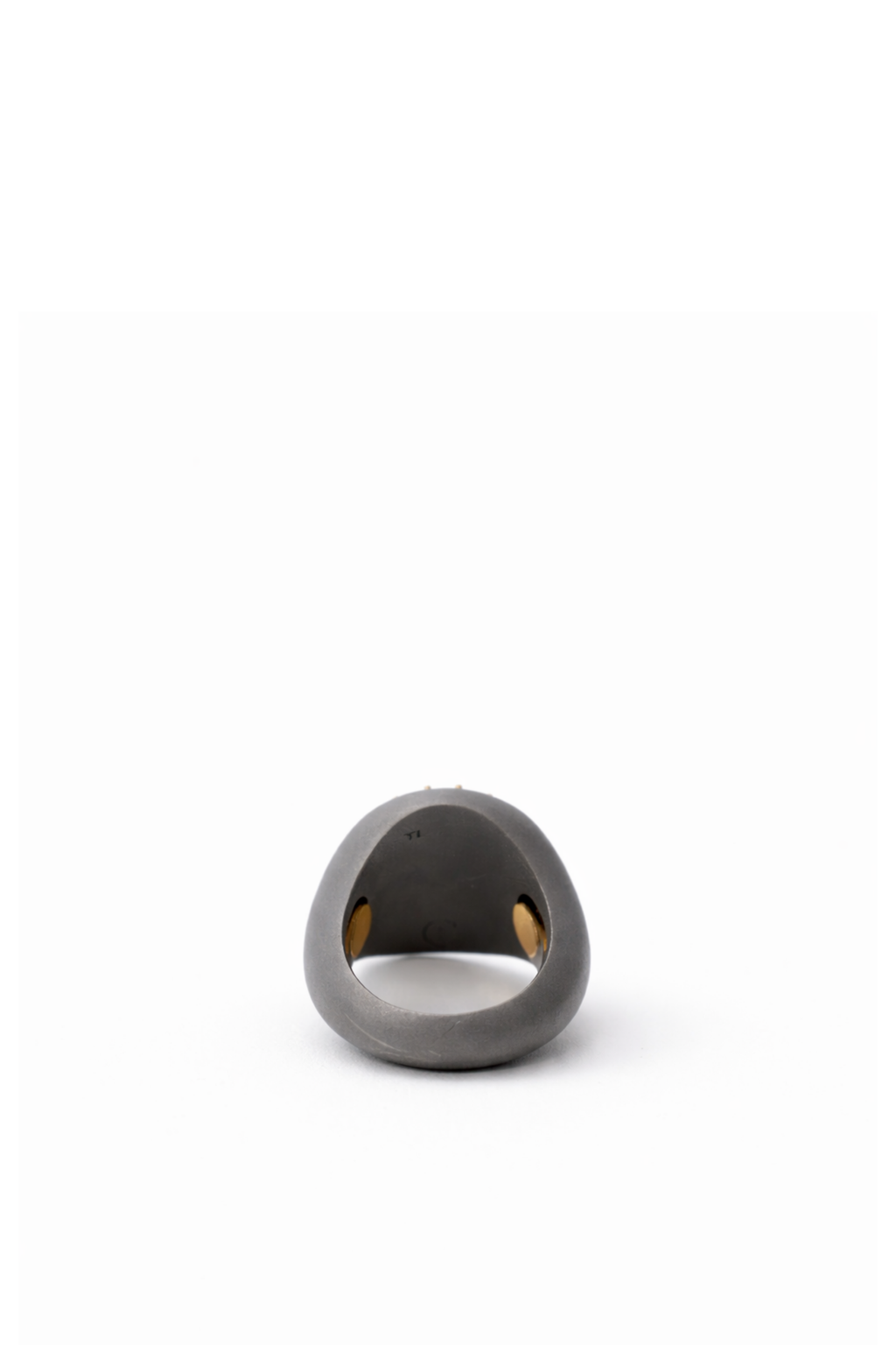Anello Occhio di Smeraldo in Oro Giallo